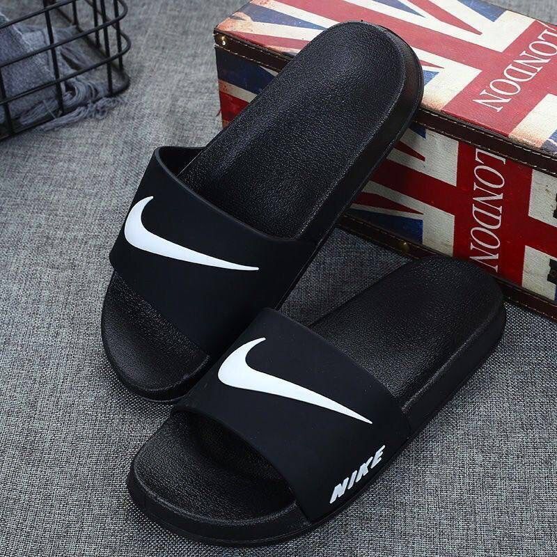 Nike Slipper Black